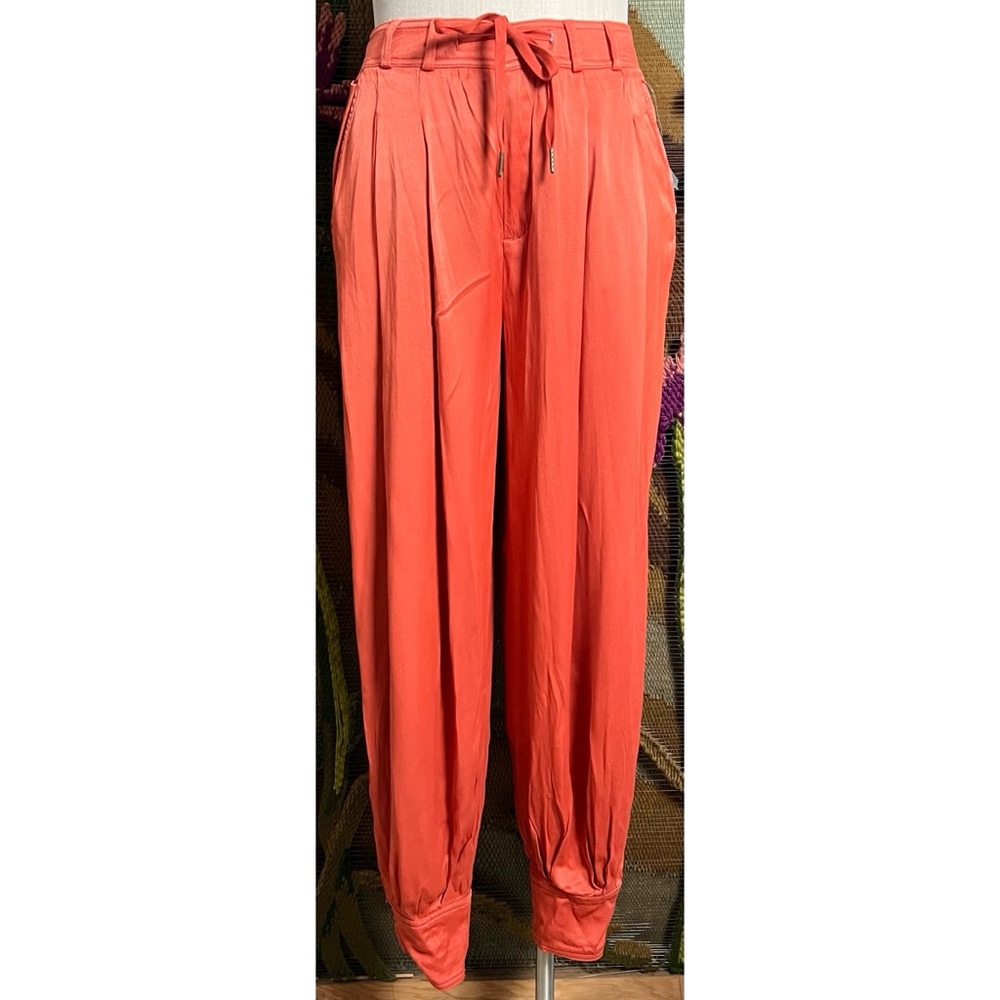 Anthropologie Tapered Trousers Pants XS RUN LARGE